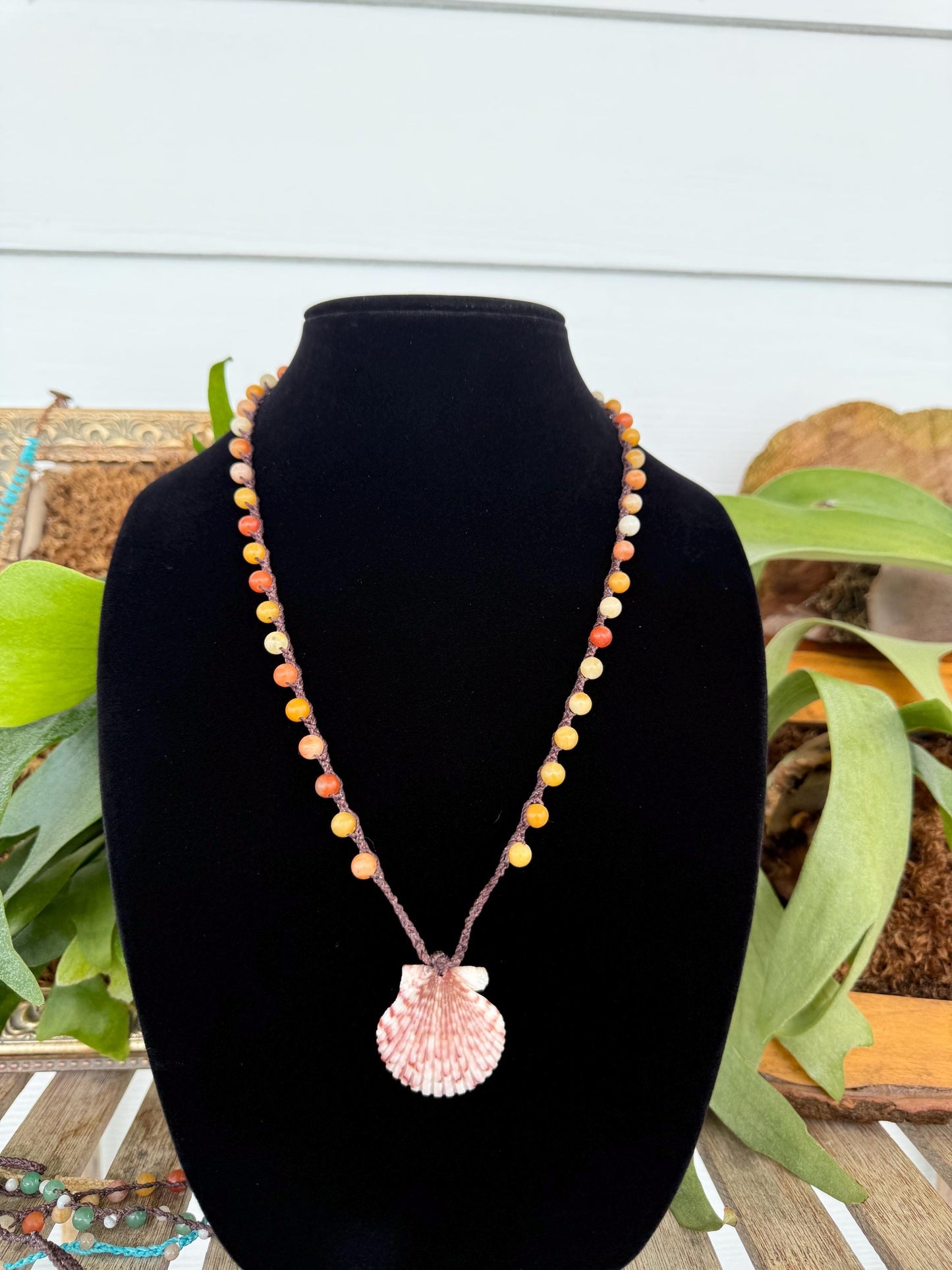 20” imperial jade handmade necklace w/ Atlantic calico scallop