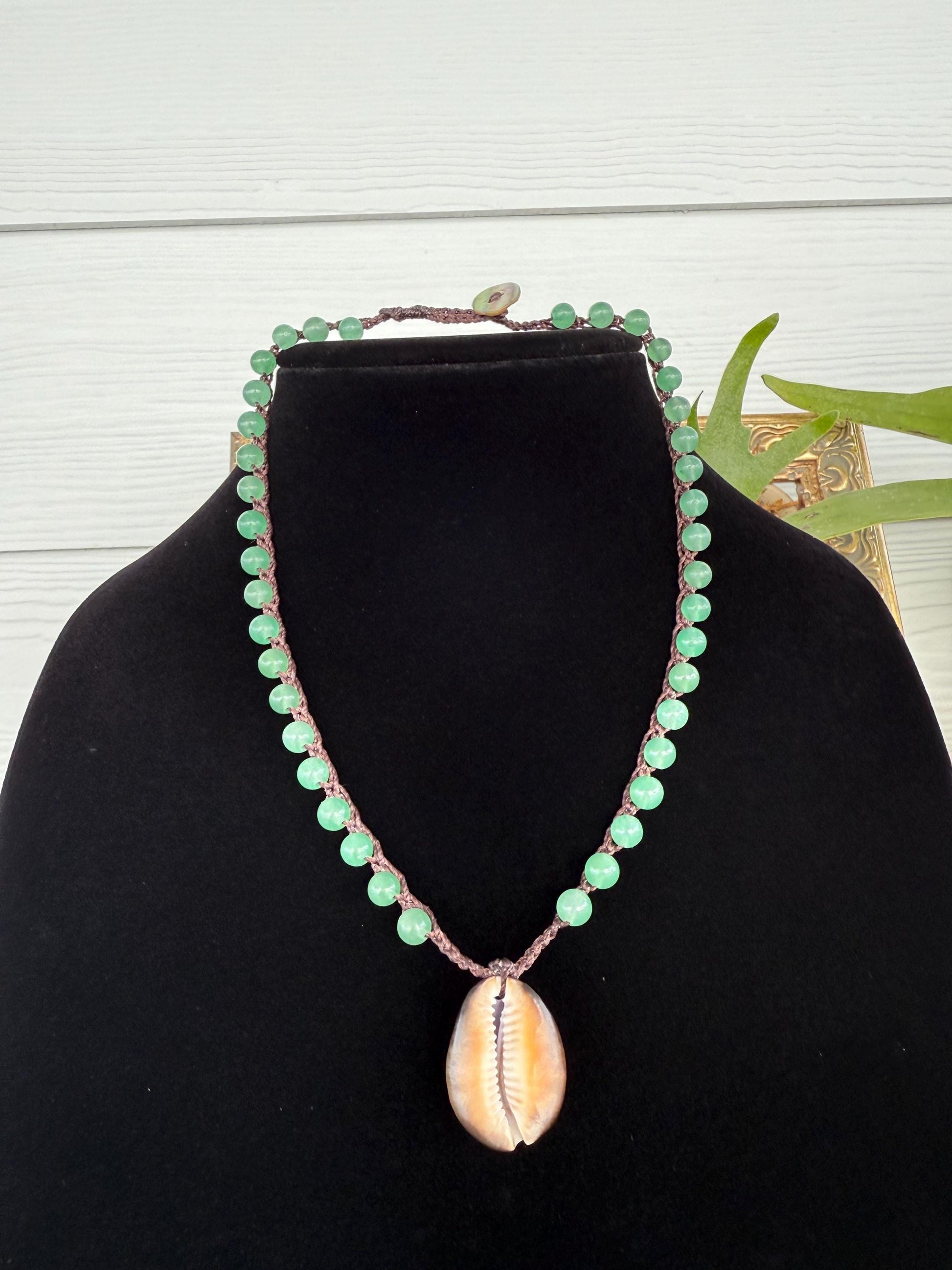 17” aventurine handmade necklace/ serpent head cowrie