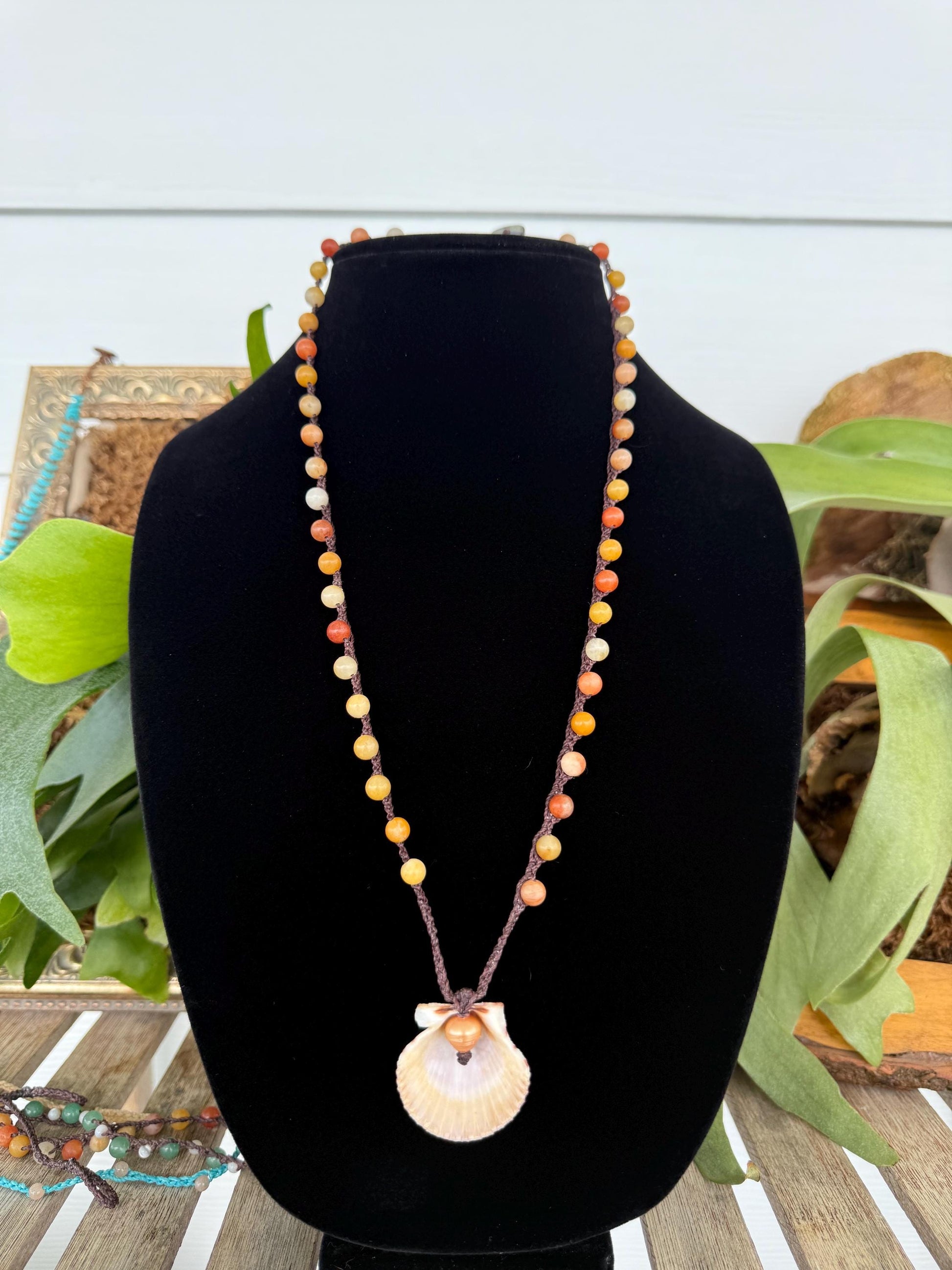 20” imperial jade handmade necklace w/ Atlantic calico scallop