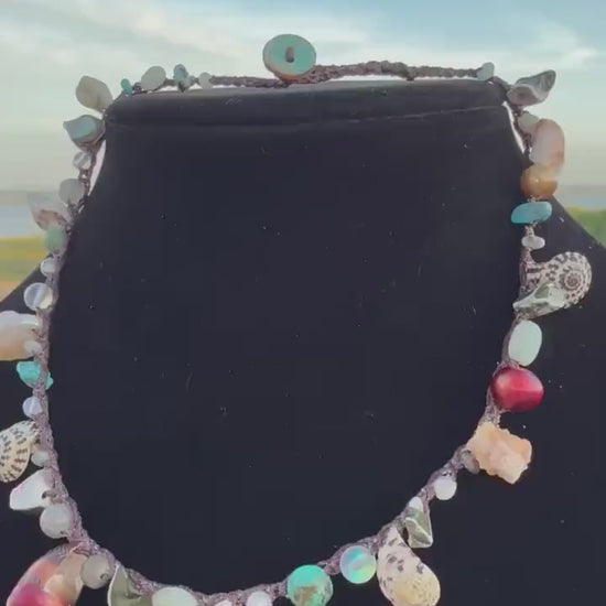 16” Chunky seashell choker necklace